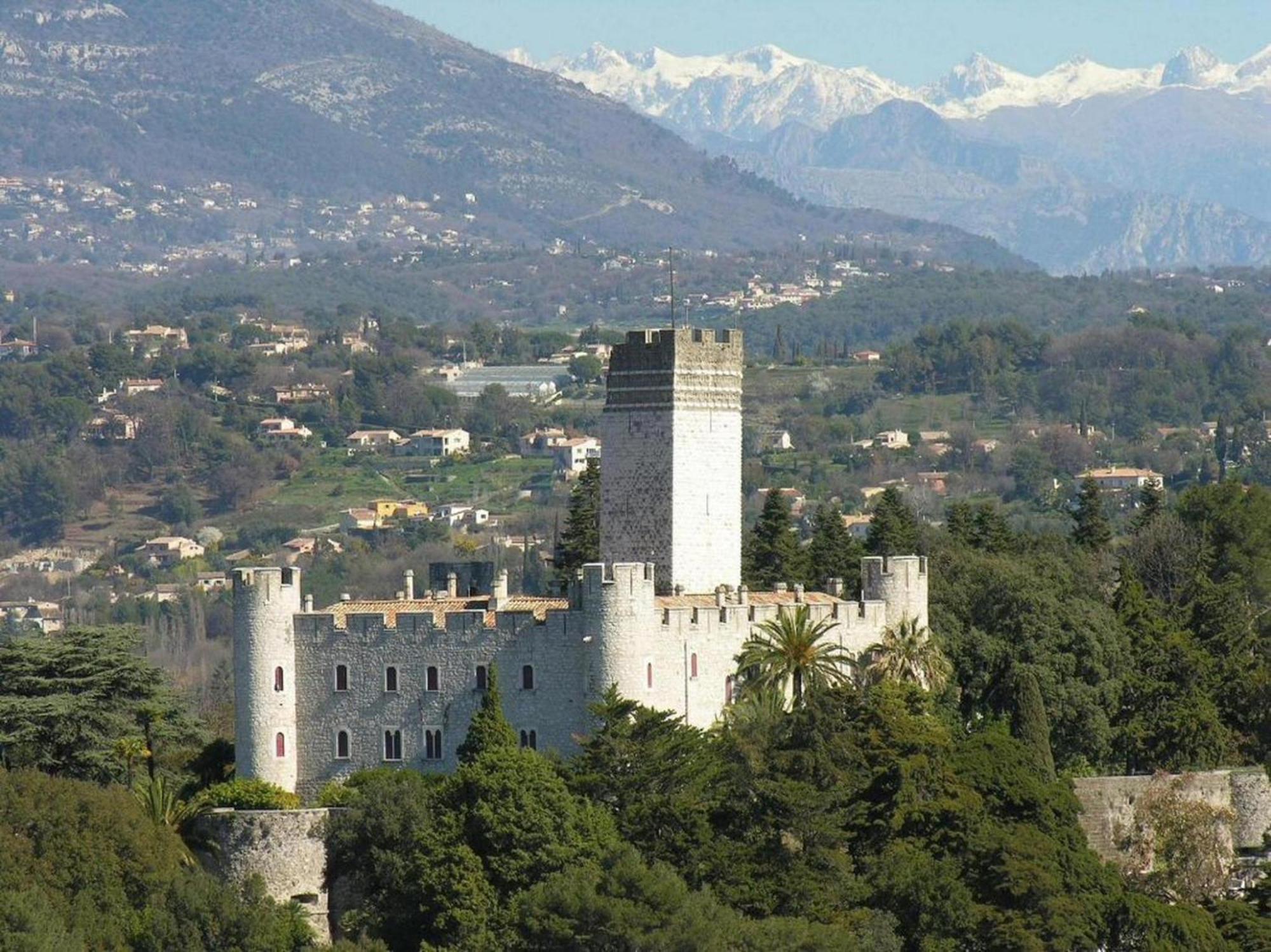 Spacieux 2 Chambres 65M2 Climatise Au Village Medieval Entre Nice Et Antibes Villeneuve-Loubet Exterior photo